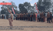 Unik dan Khidmat, Warga Prunggahan Wetan Tuban Pakai Baju Adat Jawa Saat Upacara HUT ke-81 RI